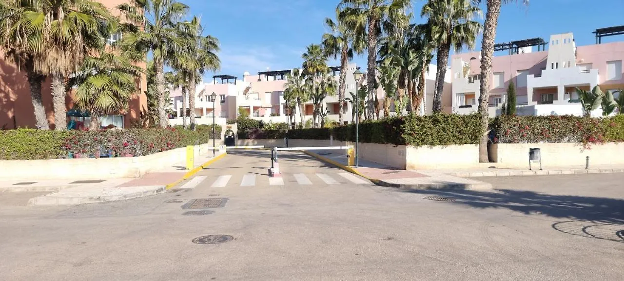 Paraiso Beachfront Apartments: Rooftop Pool & Wi-Fi Vera Spain