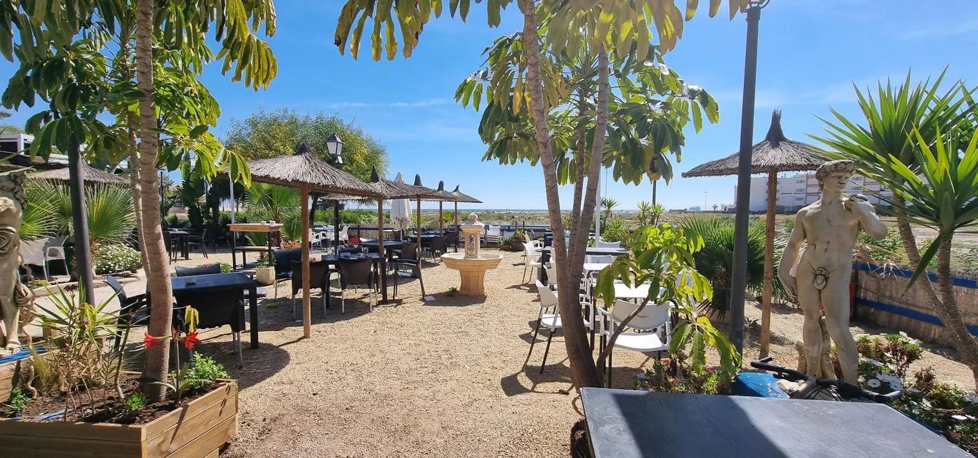 Paraiso Beachfront Apartments: Rooftop Pool & Wi-Fi Vera Spain